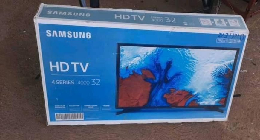 SAMSUNG 32″ INCH SMART TV FOR SALE