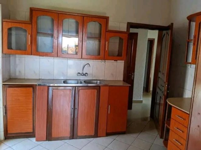 Gacuriro unfurnished house for rent